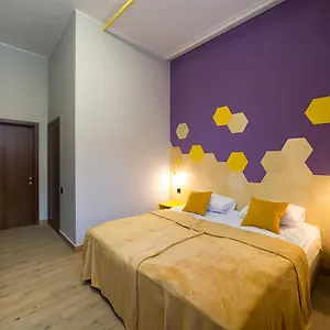 Bee Station Киев
